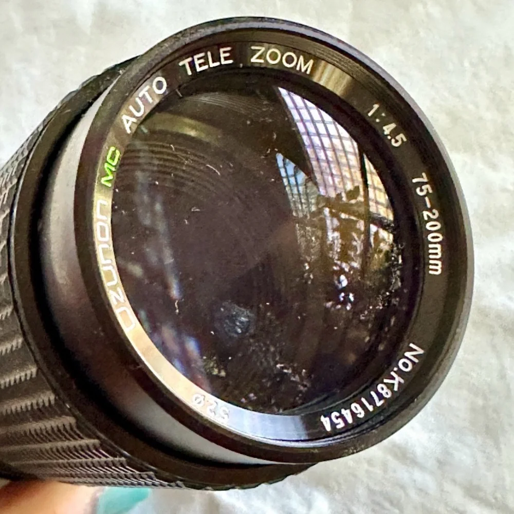 VINTAGE 1980s OZUNON MC AUTO TELE ZOOM TELEPHOTO SLR CAMERA LENS 75-200mm f 4.5
